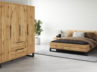 Halle 05 vitrin